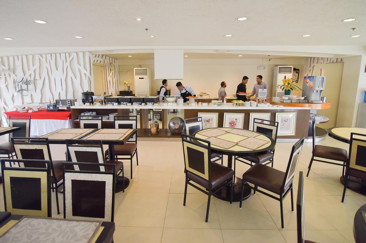 Hotel Tavern Суригао Экстерьер фото