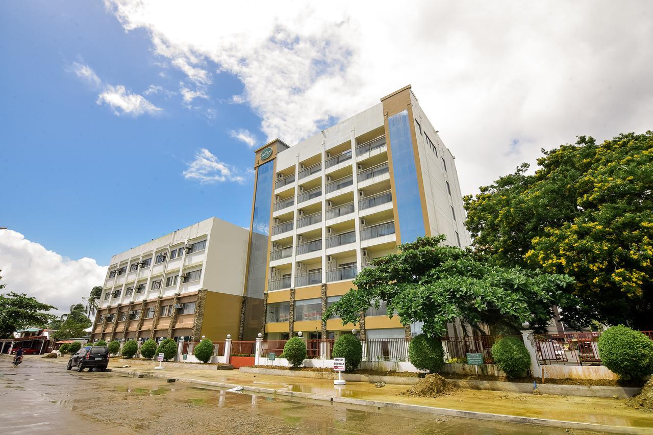 Hotel Tavern Суригао Экстерьер фото