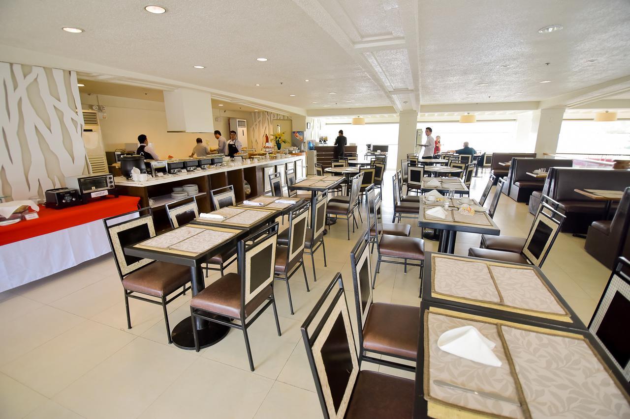 Hotel Tavern Суригао Экстерьер фото